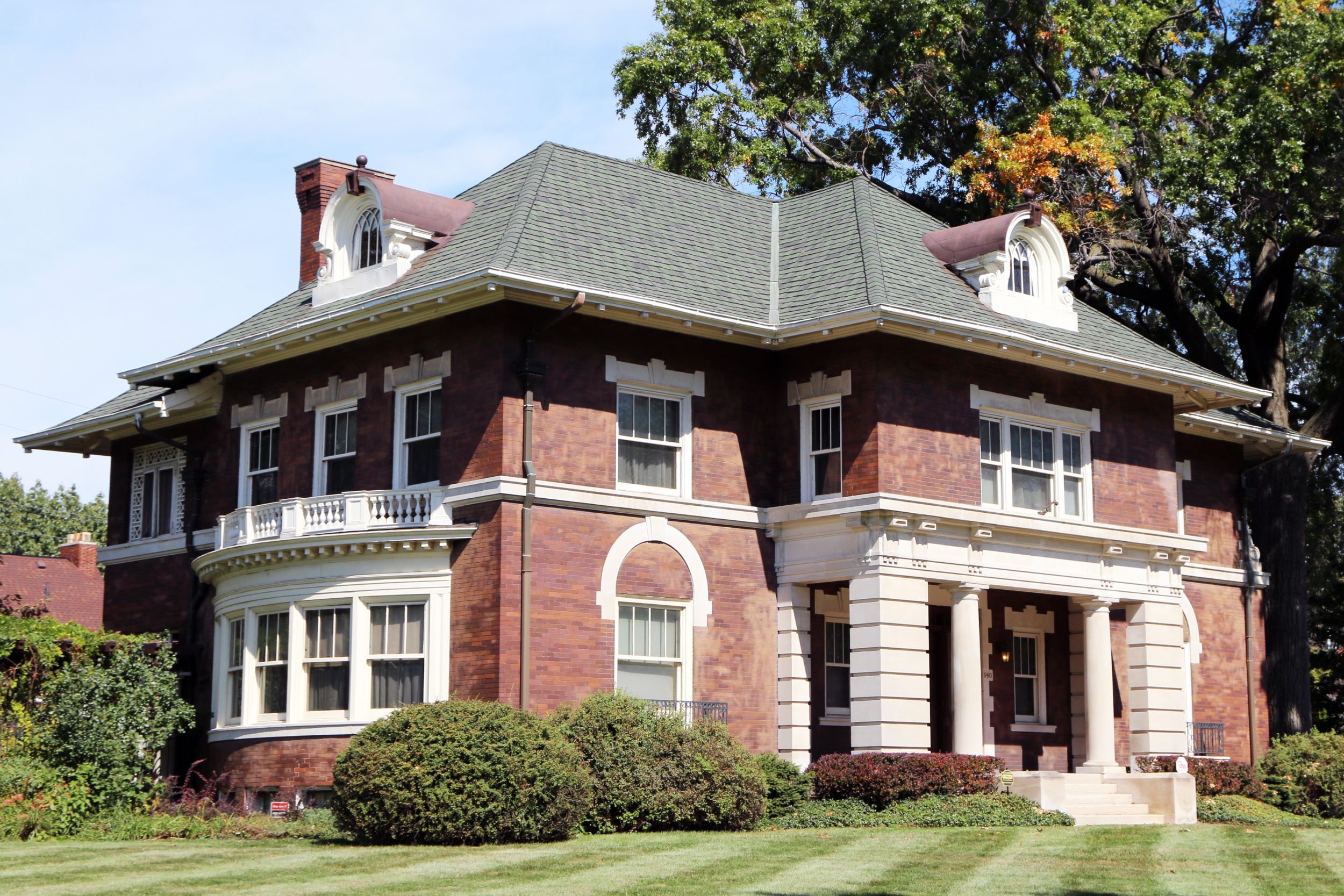 Detroit Historical Shutterstock 326152097